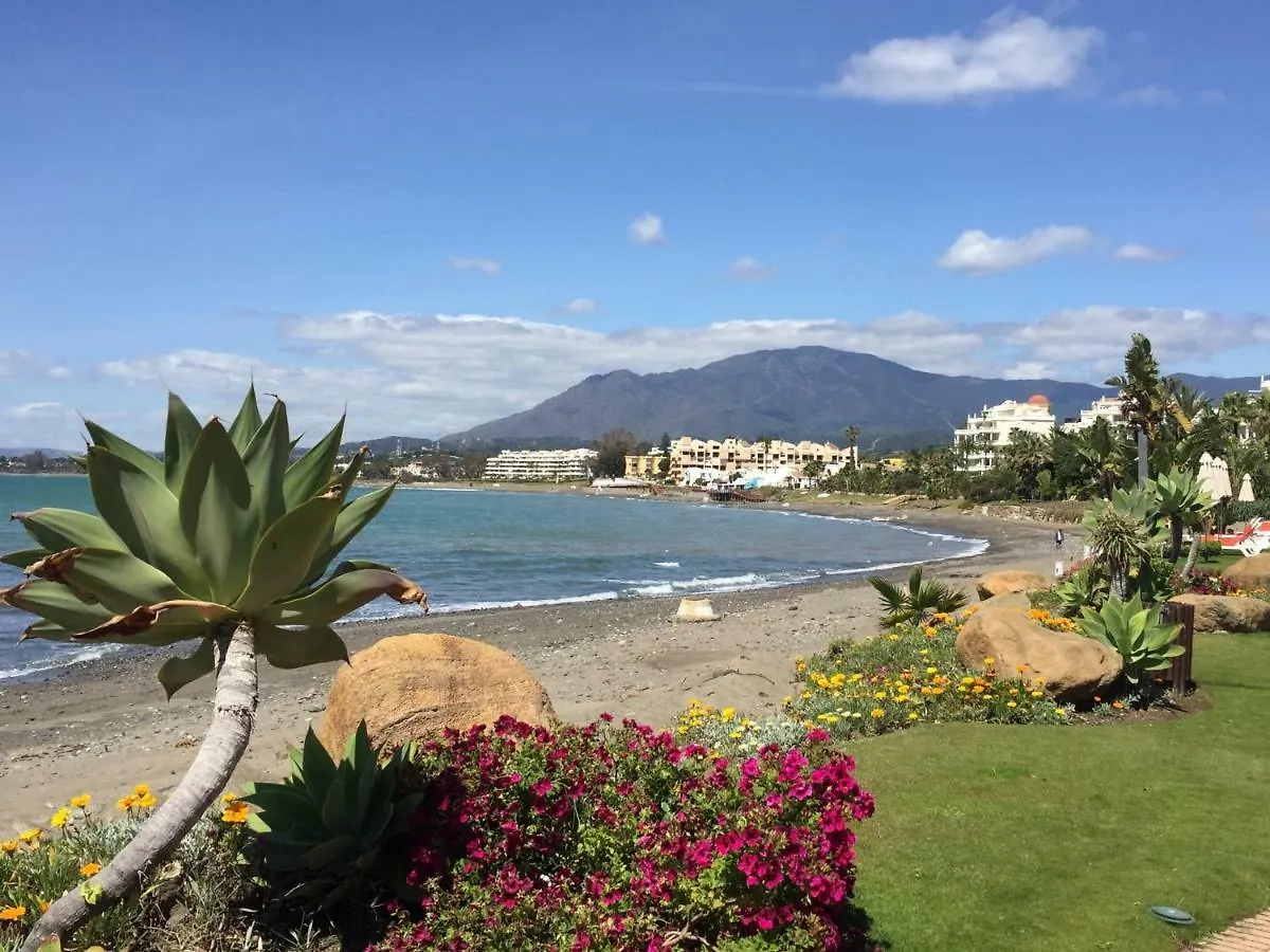 Apartamento Casa Cachita-En 1ª línea de playa Estepona